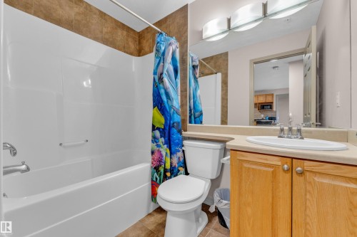 125 5005 165 Avenue, Edmonton, AB 