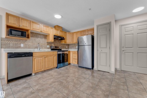 125 5005 165 Avenue, Edmonton, AB 