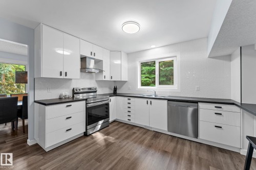 2451 115 Street, Edmonton, AB 