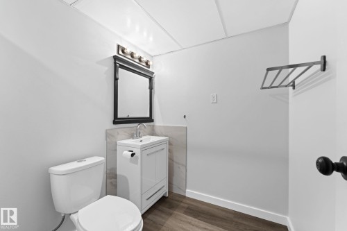 2451 115 Street, Edmonton, AB 