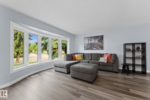 2451 115 Street, Edmonton, AB 