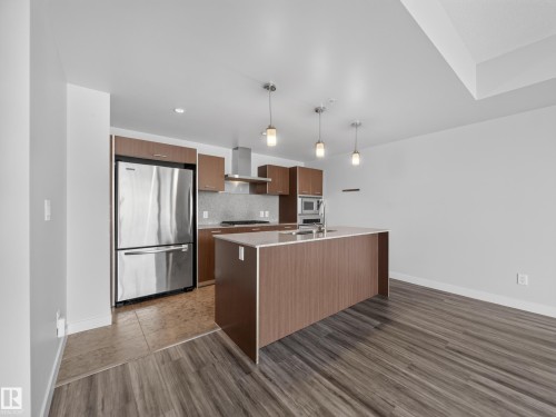 608 2504 109 Street, Edmonton, AB 