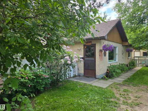 5211 47 Avenue   Rural Lac Ste. Anne County, AB T0E 0A0