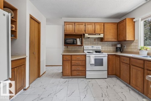 B 20 Seymore Crescent, St. Albert, AB 