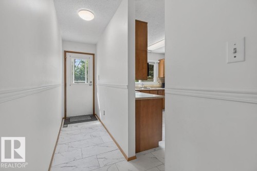 B 20 Seymore Crescent, St. Albert, AB 
