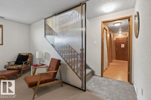 B 20 Seymore Crescent, St. Albert, AB 