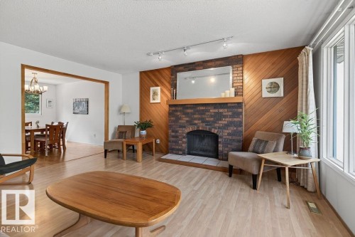 B 20 Seymore Crescent, St. Albert, AB 