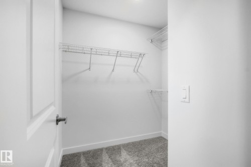 3713 Erlanger Drive Nw, Edmonton, AB - Indoor With Storage