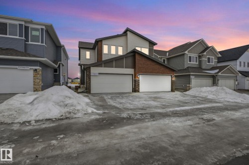 3713 Erlanger Drive Nw, Edmonton, AB - Outdoor With Facade