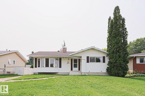 57 GARLAND Crescent   Sherwood Park, AB T8A 2P7