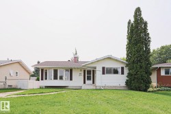 57 GARLAND Crescent  Sherwood Park, AB T8A 2P7