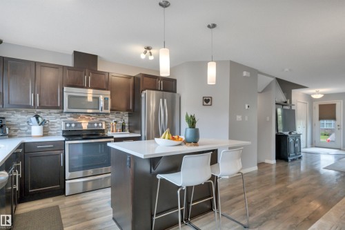 4208 Prowse Way, Edmonton, AB 