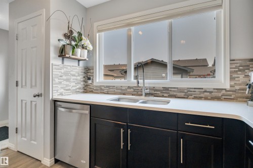 4208 Prowse Way, Edmonton, AB 