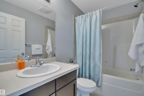 4208 Prowse Way, Edmonton, AB 