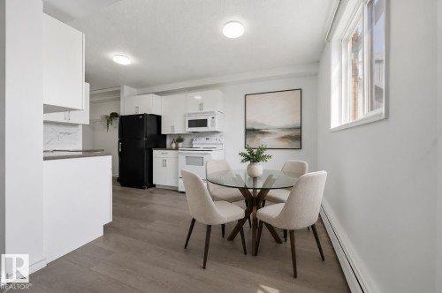 105 14530 52 Street, Edmonton, AB 