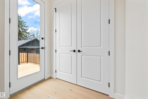 10934 132 Street, Edmonton, AB - Indoor Photo Showing Other Room