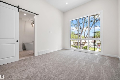 10934 132 Street, Edmonton, AB - Indoor Photo Showing Other Room