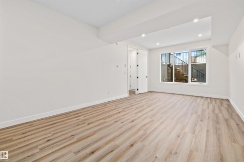 10934 132 Street, Edmonton, AB - Indoor Photo Showing Other Room