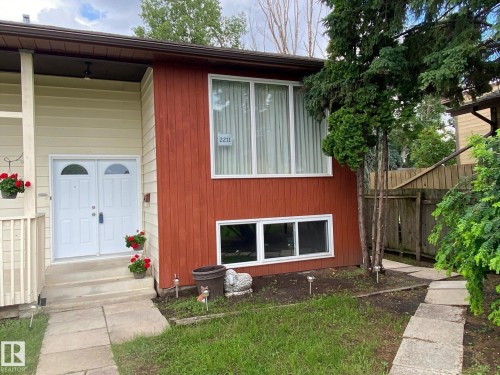 2211 Millbourne Road W, Edmonton, AB 