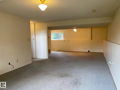 2211 Millbourne Road W, Edmonton, AB 