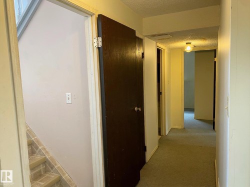 2211 Millbourne Road W, Edmonton, AB 