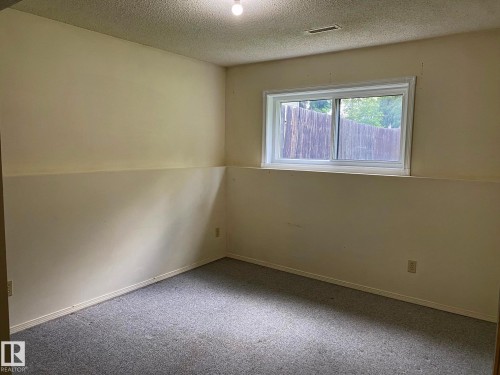 2211 Millbourne Road W, Edmonton, AB 