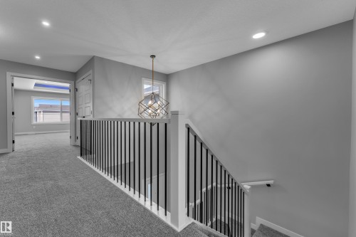 10707 98 Street, Morinville, AB 