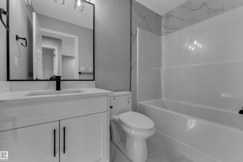10707 98 Street, Morinville, AB 