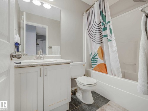172 5604 199 Street, Edmonton, AB - Indoor Photo Showing Bathroom