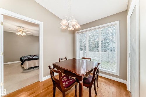 29 929 Picard Drive, Edmonton, AB - Indoor Photo Showing Dining Room