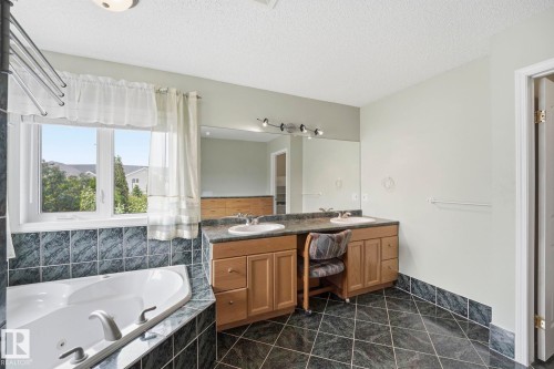 714 Dalhousie Way, Edmonton, AB 