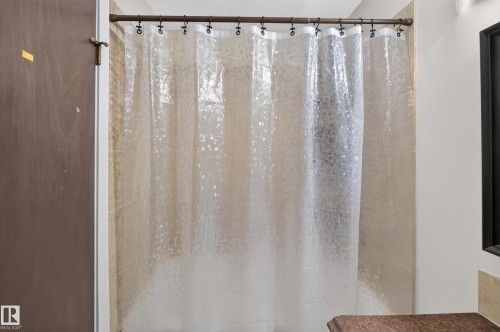 Bathroom - 12062 157 Avenue, Edmonton, AB 
