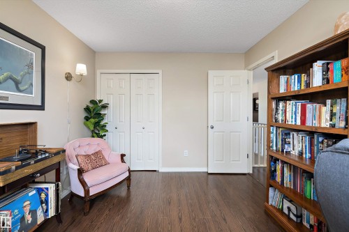 33 Lamplight Drive, Spruce Grove, AB 