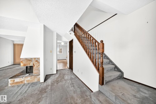 38 2020 105 Street, Edmonton, AB 