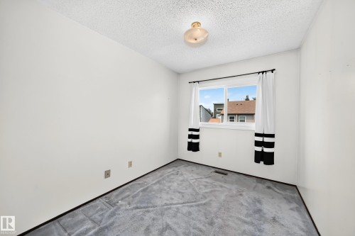 38 2020 105 Street, Edmonton, AB 