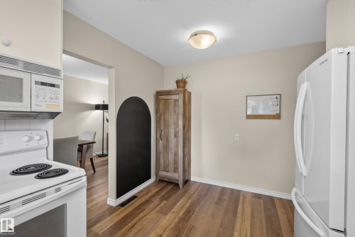 10936 35A Avenue, Edmonton, AB 