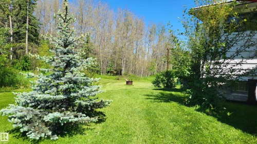 5004 50 Avenue, Evansburg, AB 