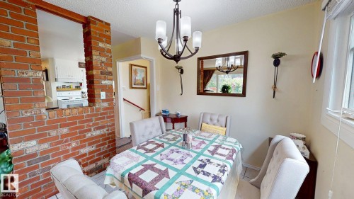 5004 50 Avenue, Evansburg, AB 