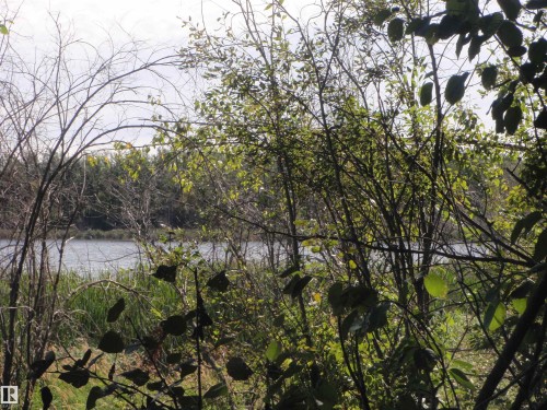 Image quality insufficient for description - Rge Rd 62, Rural Barrhead County, AB 