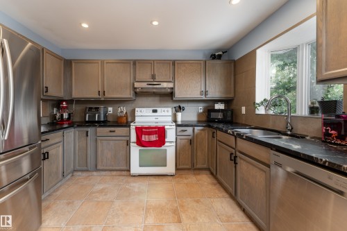 14 Durand Place, St. Albert, AB 