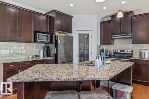 3082 Whitelaw Drive, Edmonton, AB 