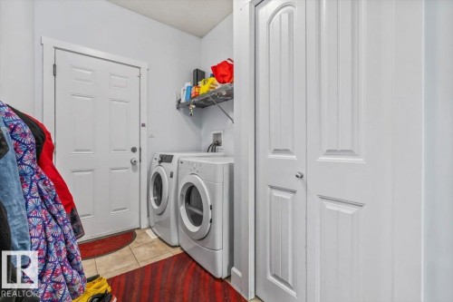 3082 Whitelaw Drive, Edmonton, AB 