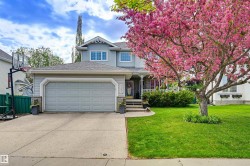 927 HAMPTON Court  Edmonton, AB T6R 2S2