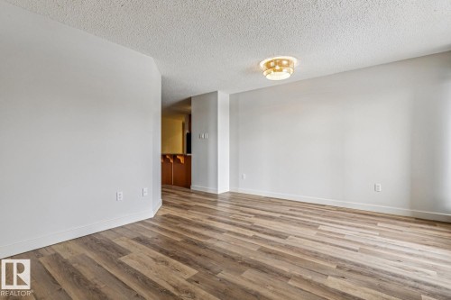 404 9715 110 Street, Edmonton, AB 