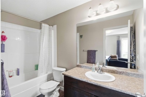 20032 131 Avenue, Edmonton, AB 
