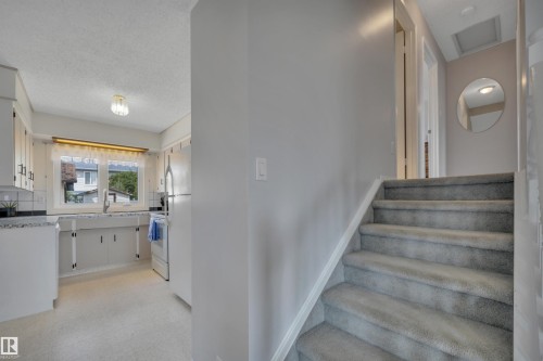 3806 33 Avenue, Leduc, AB - Indoor