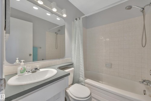 3806 33 Avenue, Leduc, AB - Indoor Photo Showing Bathroom
