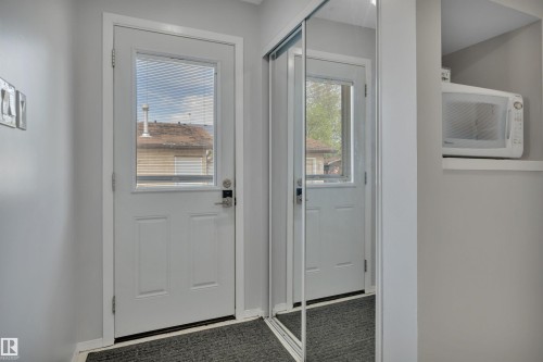 3806 33 Avenue, Leduc, AB - Indoor Photo Showing Other Room