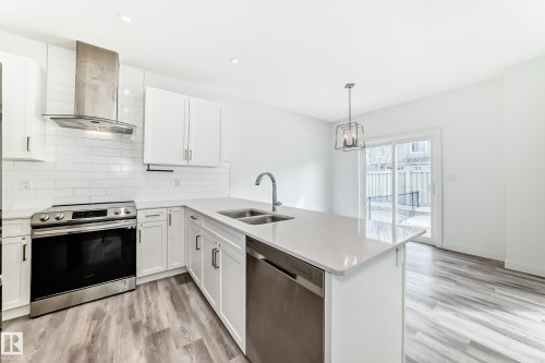 48 5122 213A Street, Edmonton, AB 