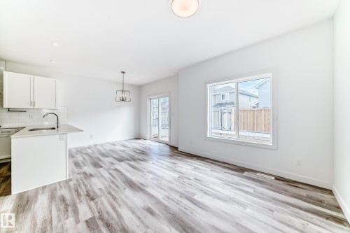 48 5122 213A Street, Edmonton, AB 
